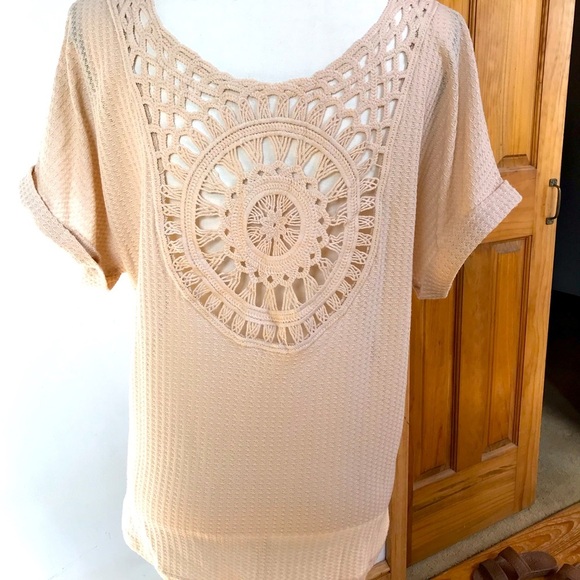 NWOT Waffle Knit Top with Crochet Back Detail - Picture 3 of 3